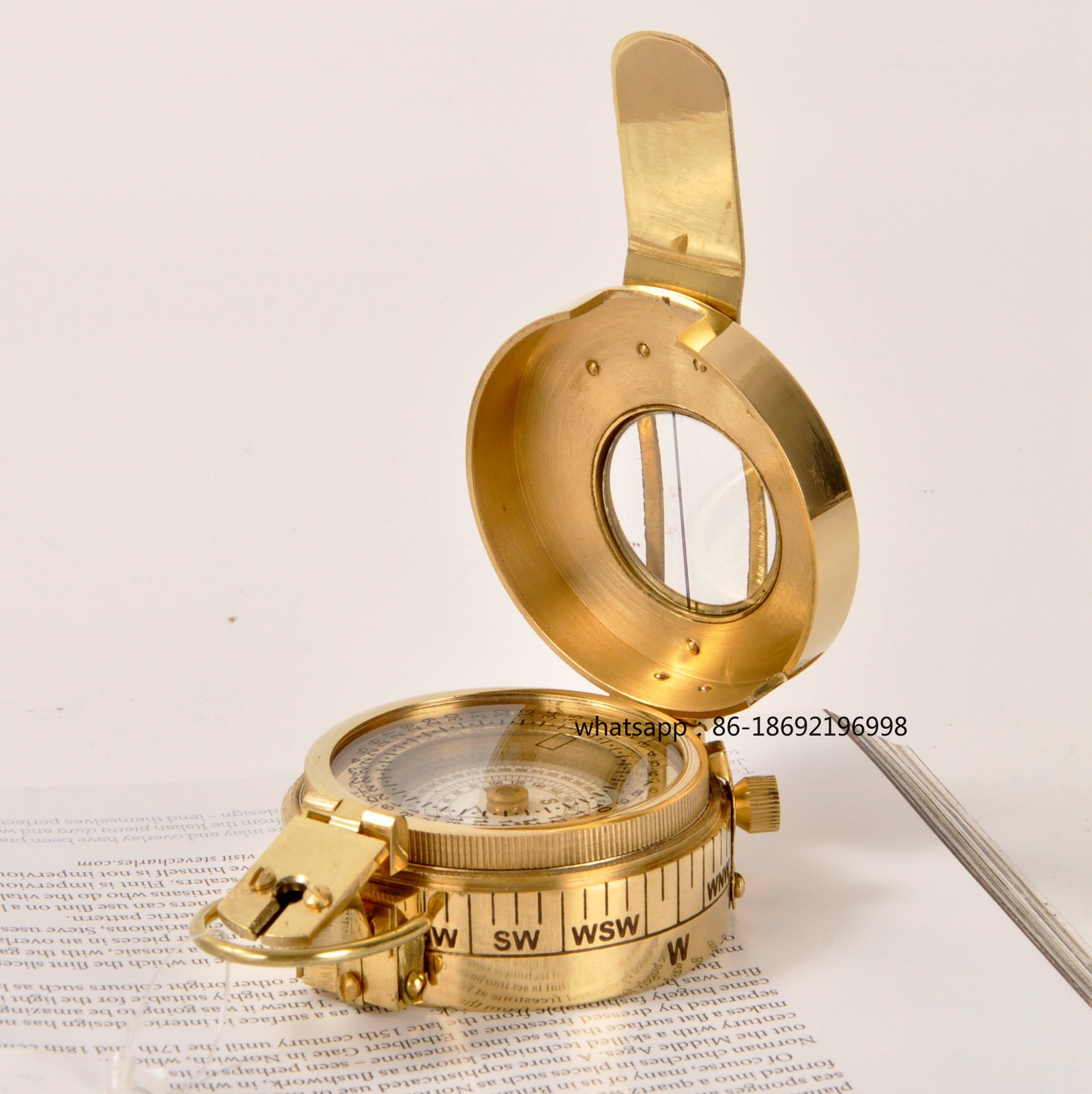 Outdoor Lighting Brass - อินเดียนำเข้าเข็มทิศทองเหลืองหรูหราสไตล์นอร์ดิกแบบพกพาสำหรับการผจญภัยกลางแจ้ง ปีนเขา และตั้งแคมป์
